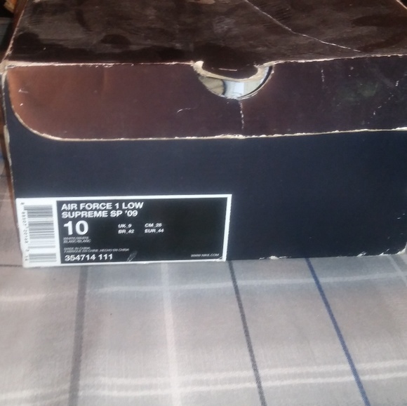 Air force 1's SP supreme - Picture 3 of 5